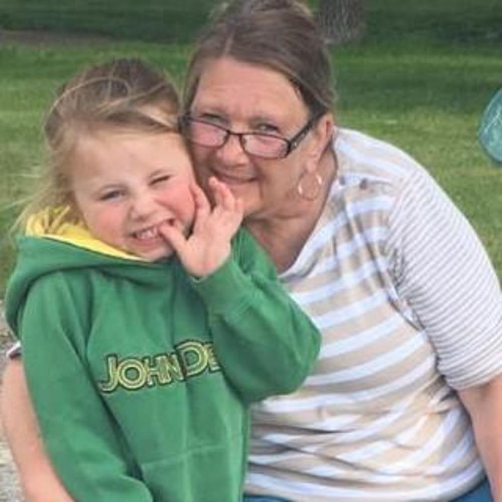 Meet your Posher, Ellen